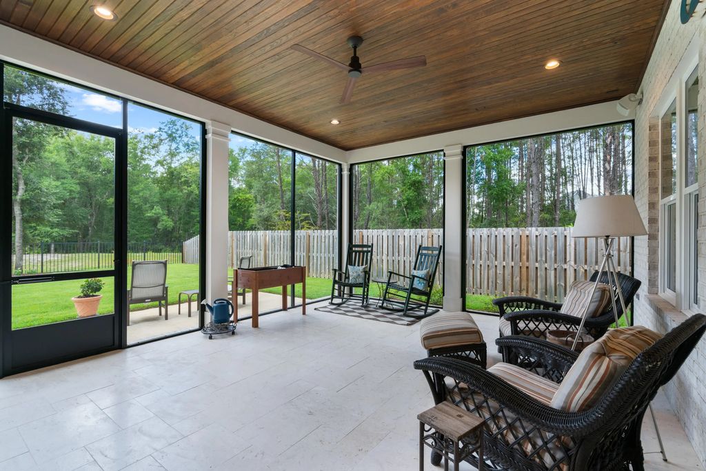 26 of 44 - 102 Shimmer Circle, Freeport, FL