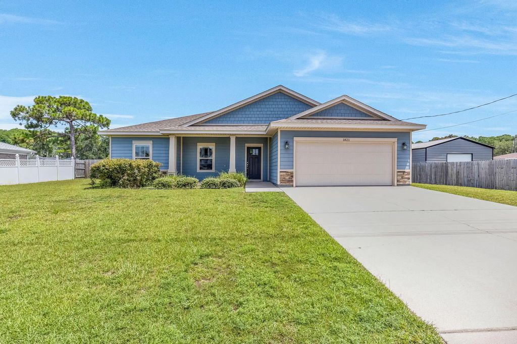 1821 Frontera Street, Navarre