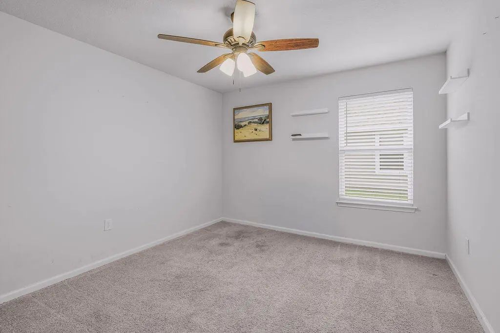10 of 42 - 510 Earl Godwin Road, Freeport, FL