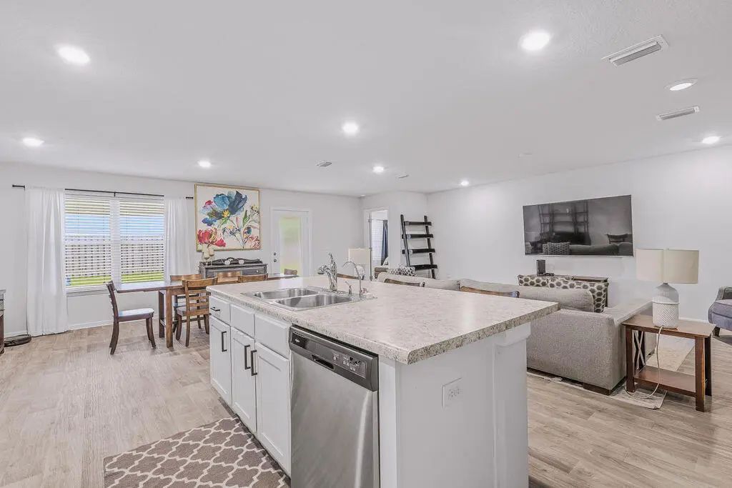 23 of 42 - 510 Earl Godwin Road, Freeport, FL