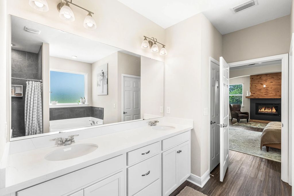 28 of 60 - 909 Brushed Dunes Circle, Freeport, FL
