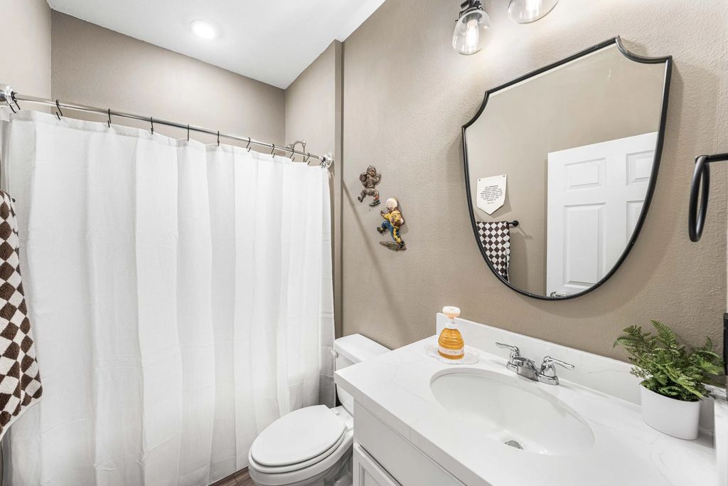 37 of 60 - 909 Brushed Dunes Circle, Freeport, FL