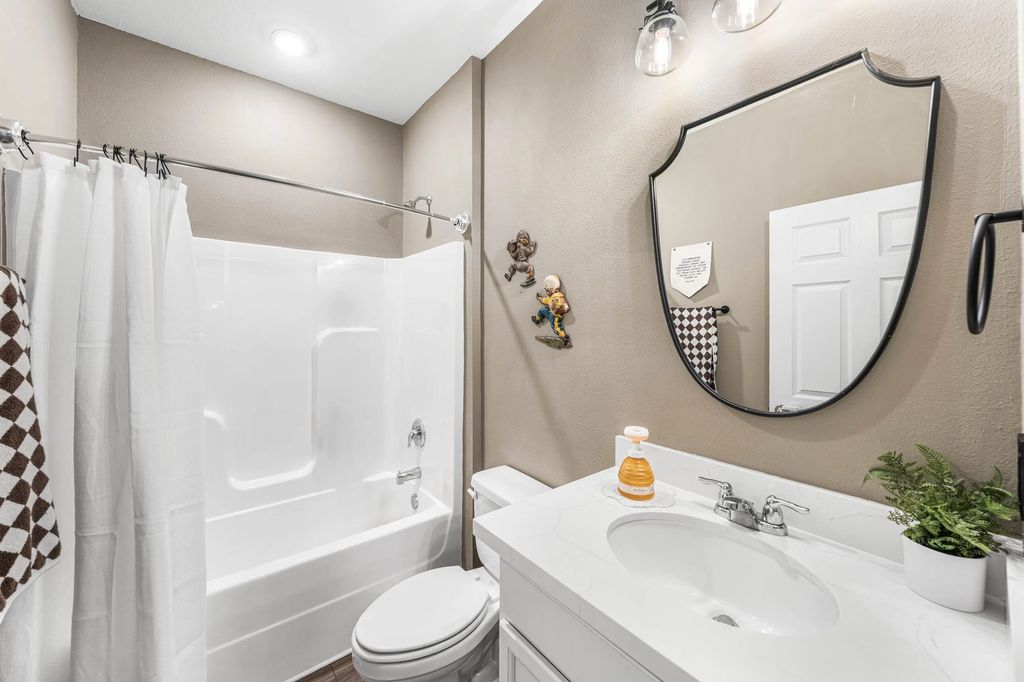 38 of 60 - 909 Brushed Dunes Circle, Freeport, FL