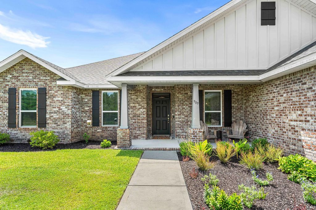 48 of 60 - 909 Brushed Dunes Circle, Freeport, FL