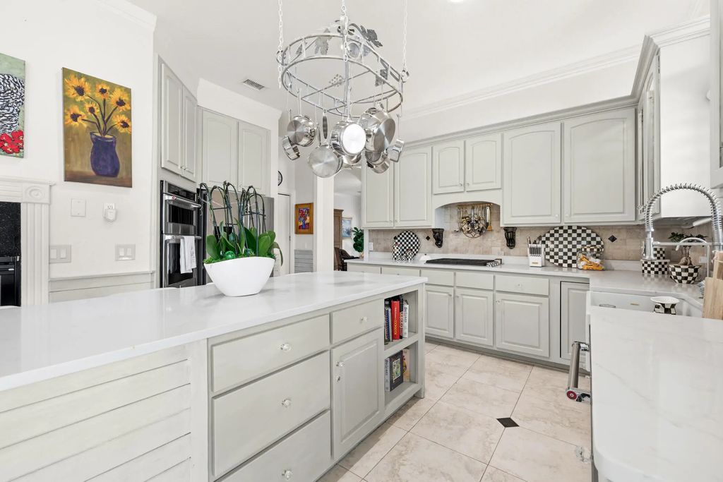 18 of 56 - 8203 N Lagoon Drive, Panama City Beach, FL