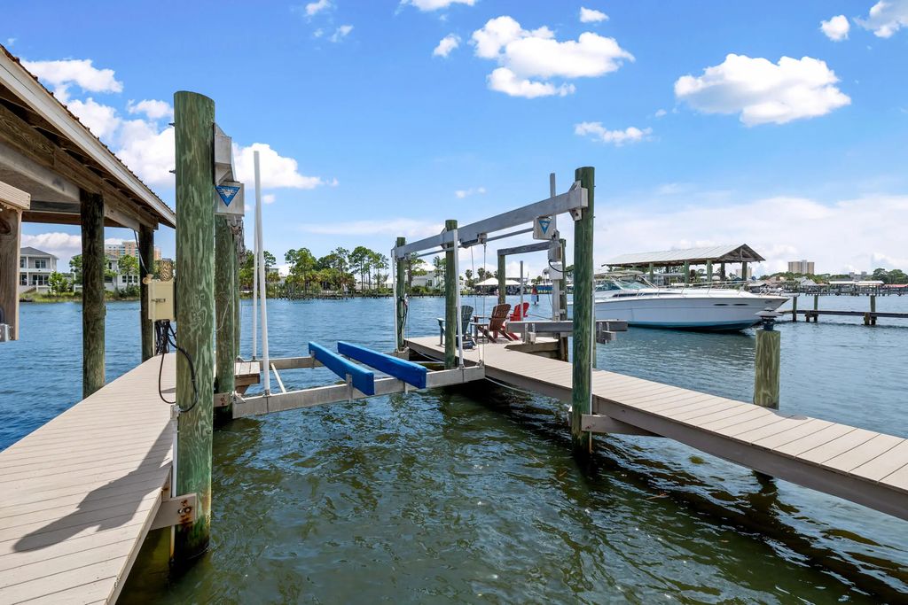 9 of 56 - 8203 N Lagoon Drive, Panama City Beach, FL
