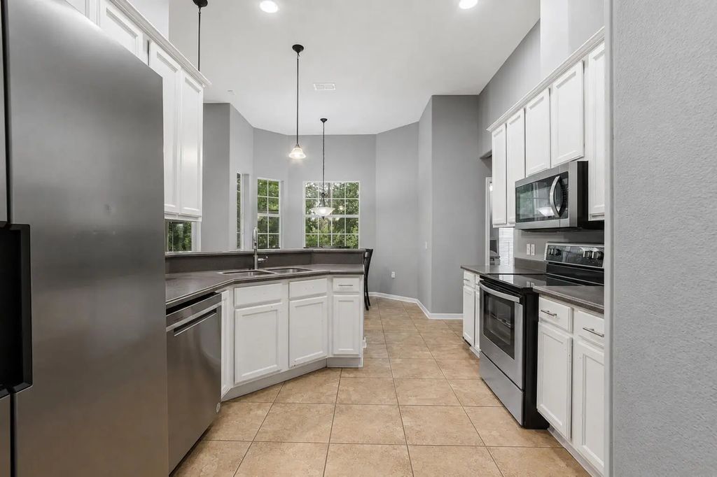 12 of 62 - 145 Mango Lane, Freeport, FL