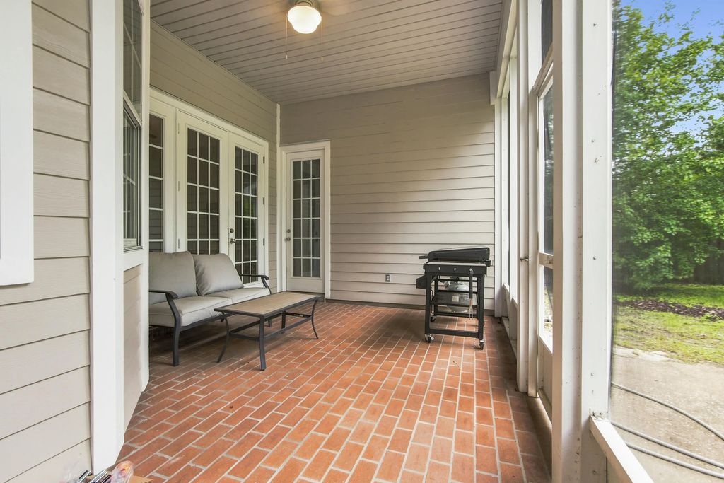 26 of 62 - 145 Mango Lane, Freeport, FL