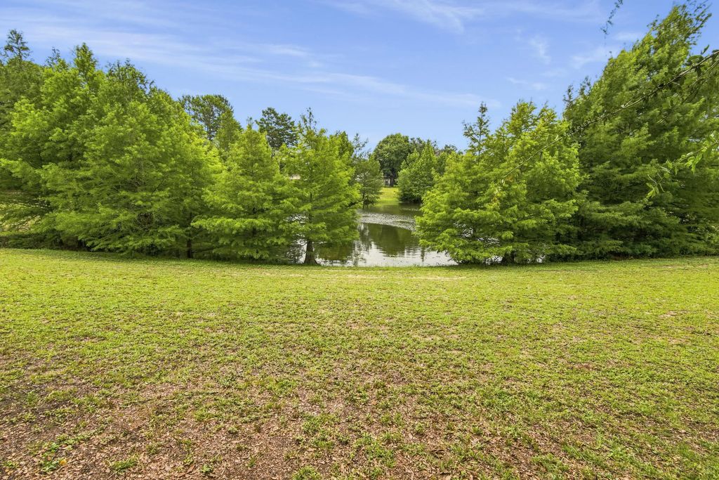 28 of 62 - 145 Mango Lane, Freeport, FL
