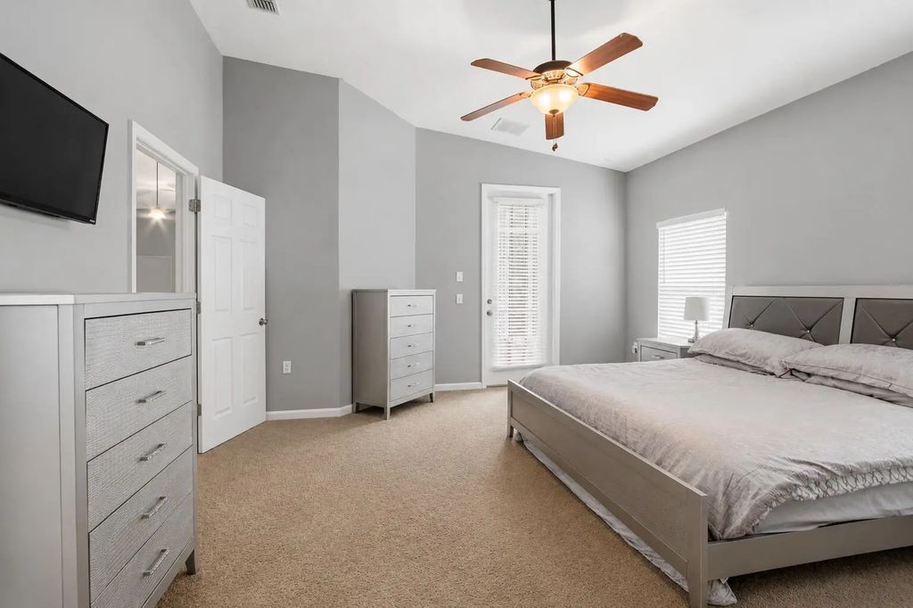 31 of 62 - 145 Mango Lane, Freeport, FL