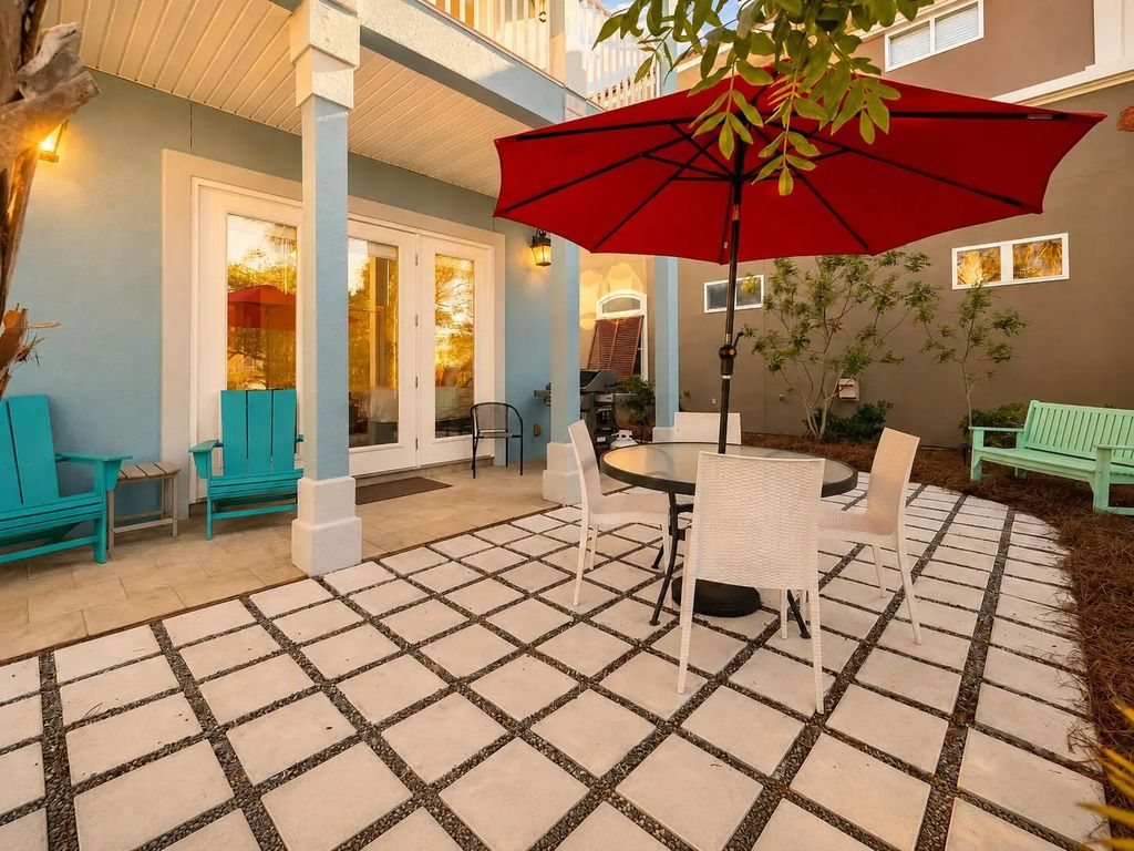 3 of 39 - 413 La Valencia Circle, Panama City Beach, FL