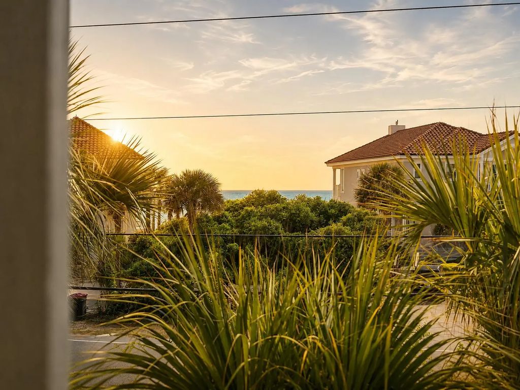 6 of 39 - 413 La Valencia Circle, Panama City Beach, FL