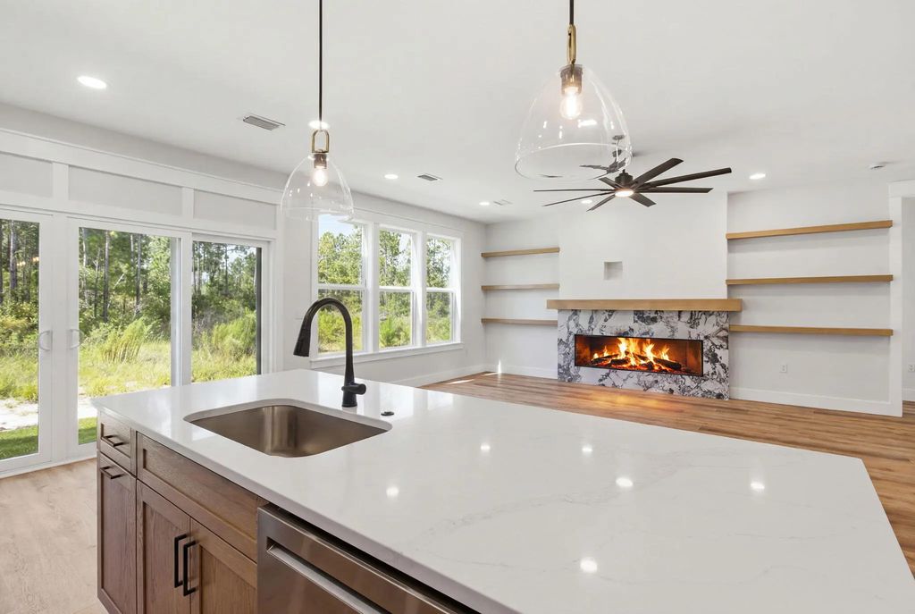 71 Clarke Hill Road, Freeport