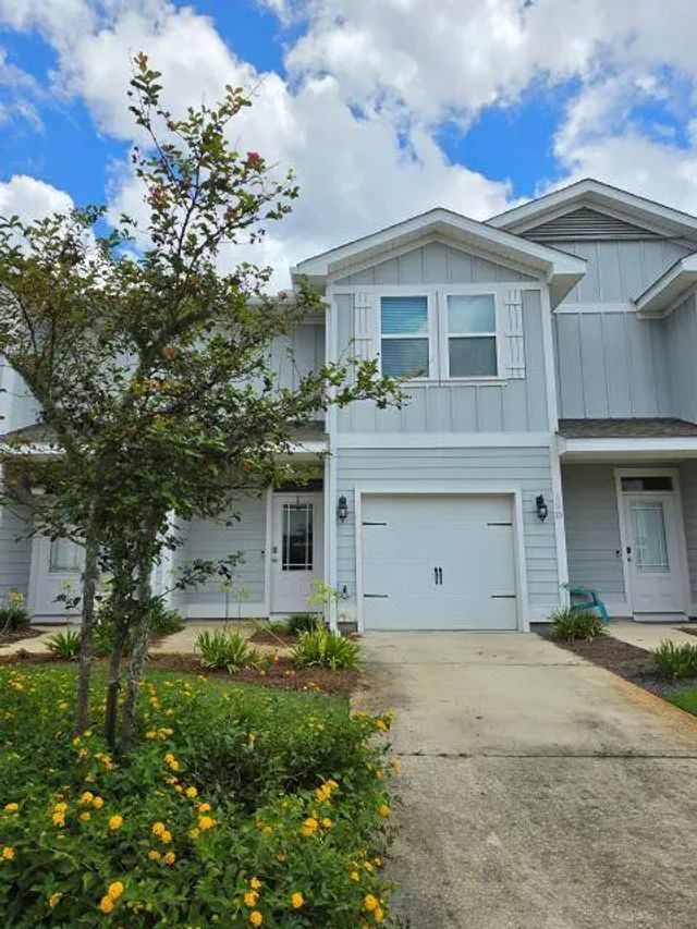 Photo of Listing #1008231