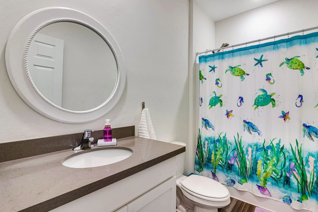 31 of 40 - 247 E Sky Way, Freeport, FL