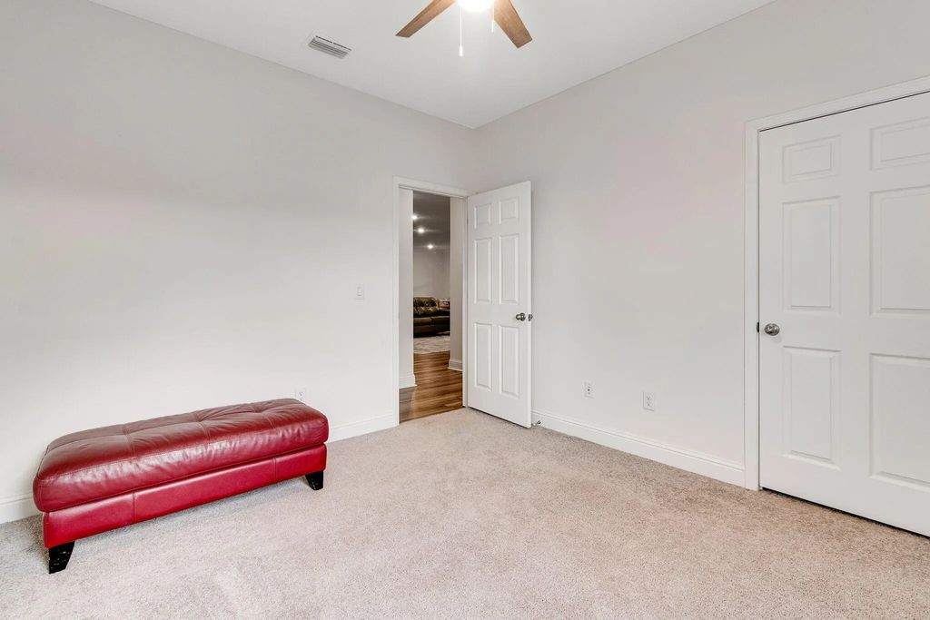 33 of 40 - 247 E Sky Way, Freeport, FL