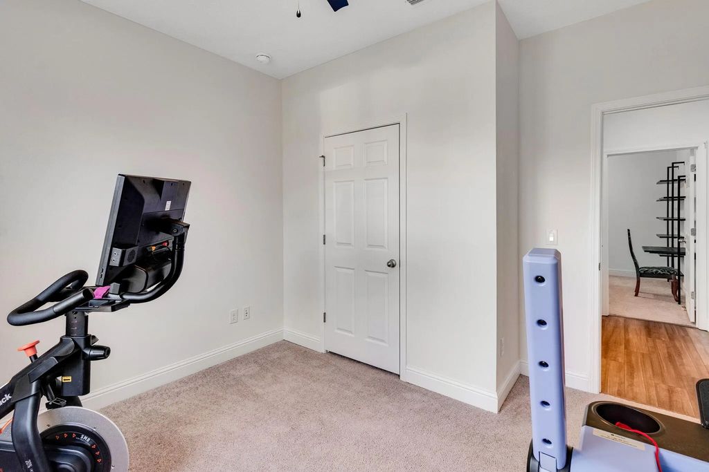 37 of 40 - 247 E Sky Way, Freeport, FL