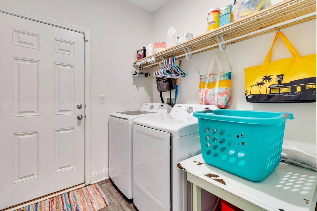 40 of 40 - 247 E Sky Way, Freeport, FL