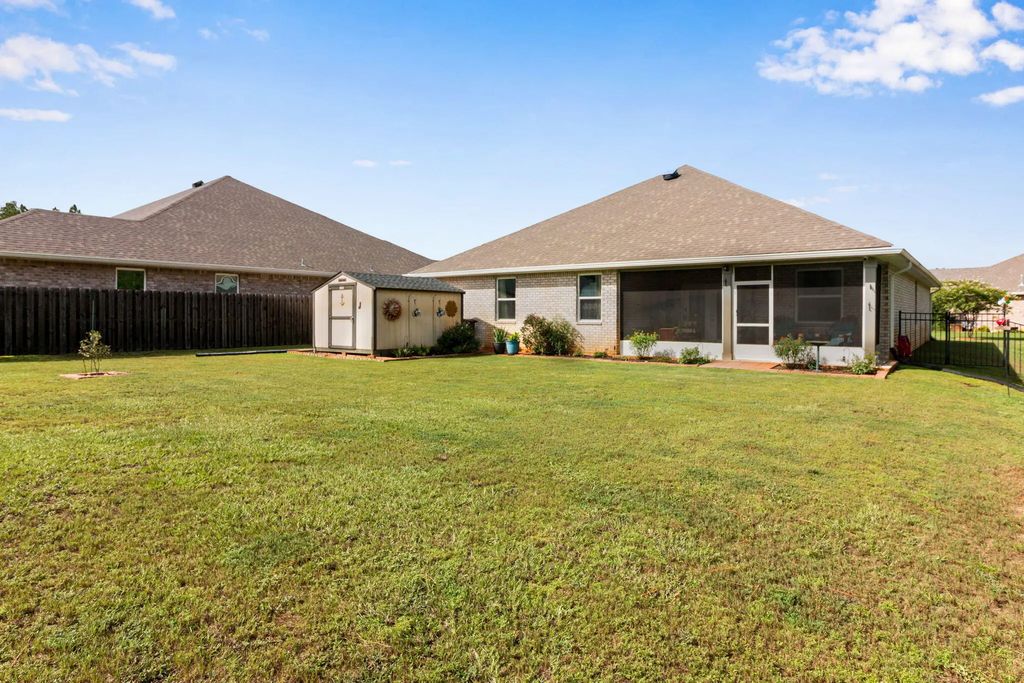 8 of 40 - 247 E Sky Way, Freeport, FL