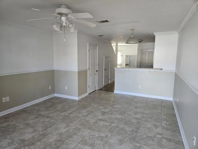 Photo of Listing #1008472