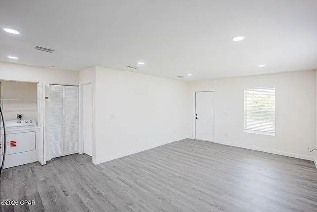 Photo of Listing #1008292