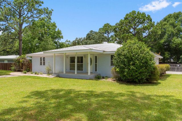 920 Ne Beachview Drive, Fort Walton Beach