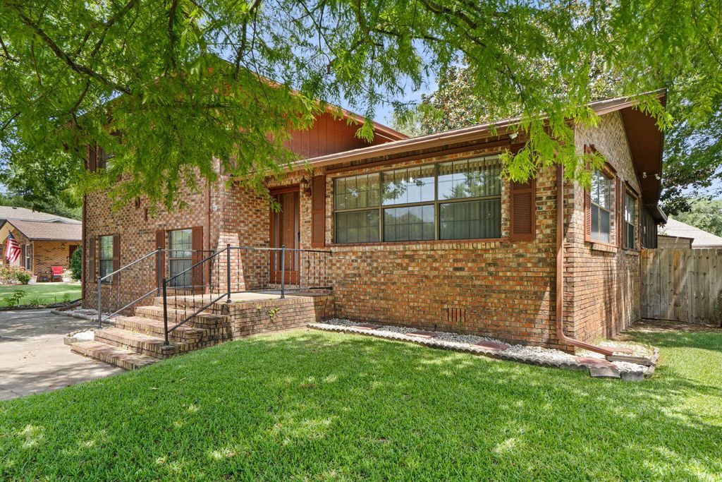 701 James Court, Fort Walton Beach