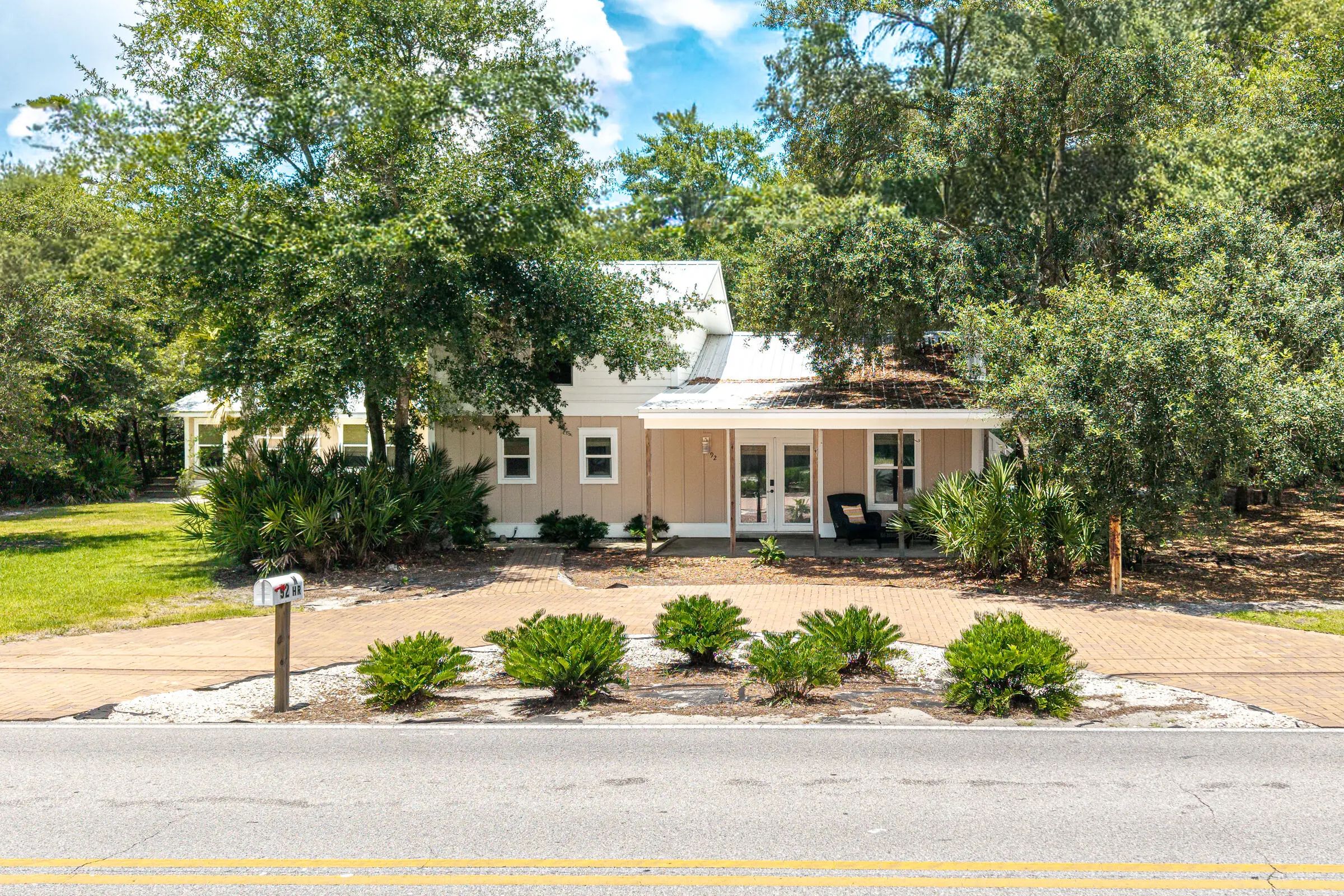 Photo of Listing #1008701