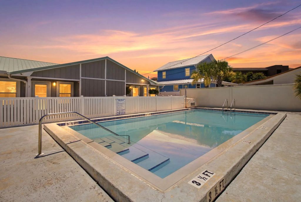 20 of 22 - 104 Ellis Road 2, Miramar Beach, FL