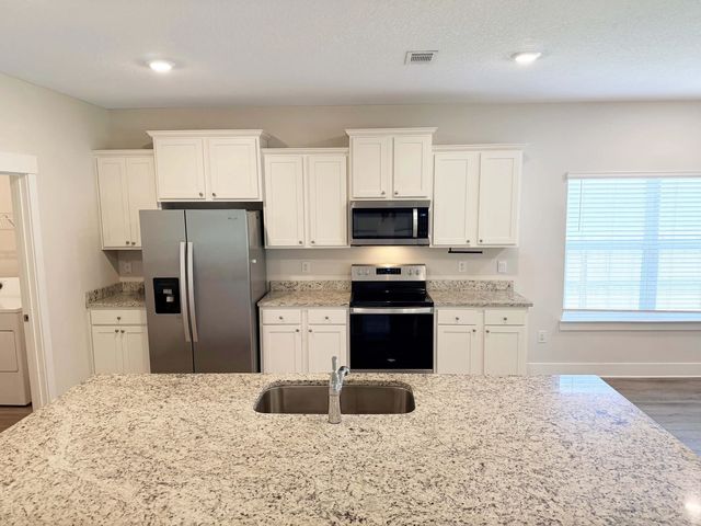 Photo of Listing #1008490