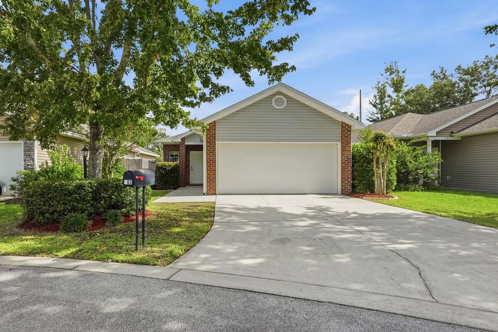 102 Matt Boulevard, Niceville