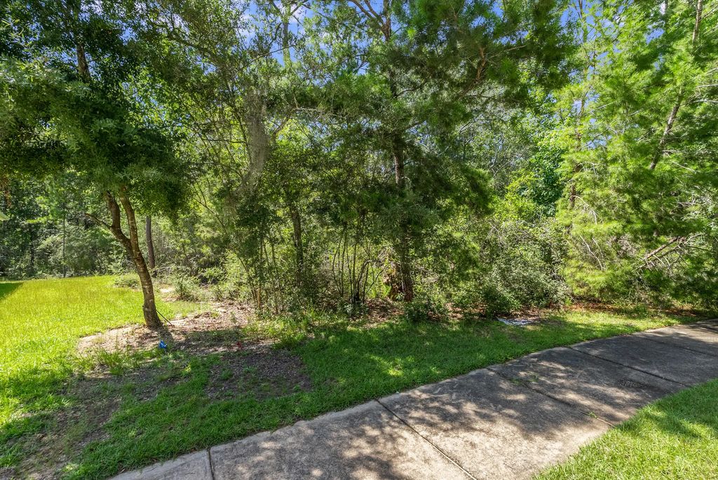 7 of 8 - Lot 6 Lafayette Creek, Freeport, FL