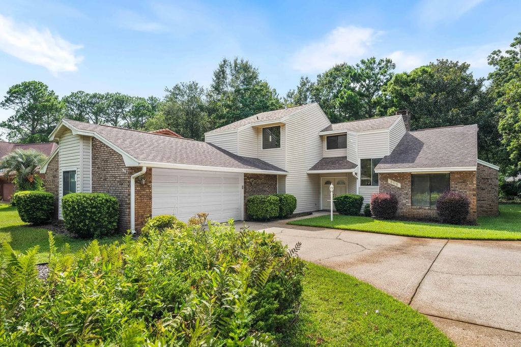 808 S Turnberry Cove, Niceville