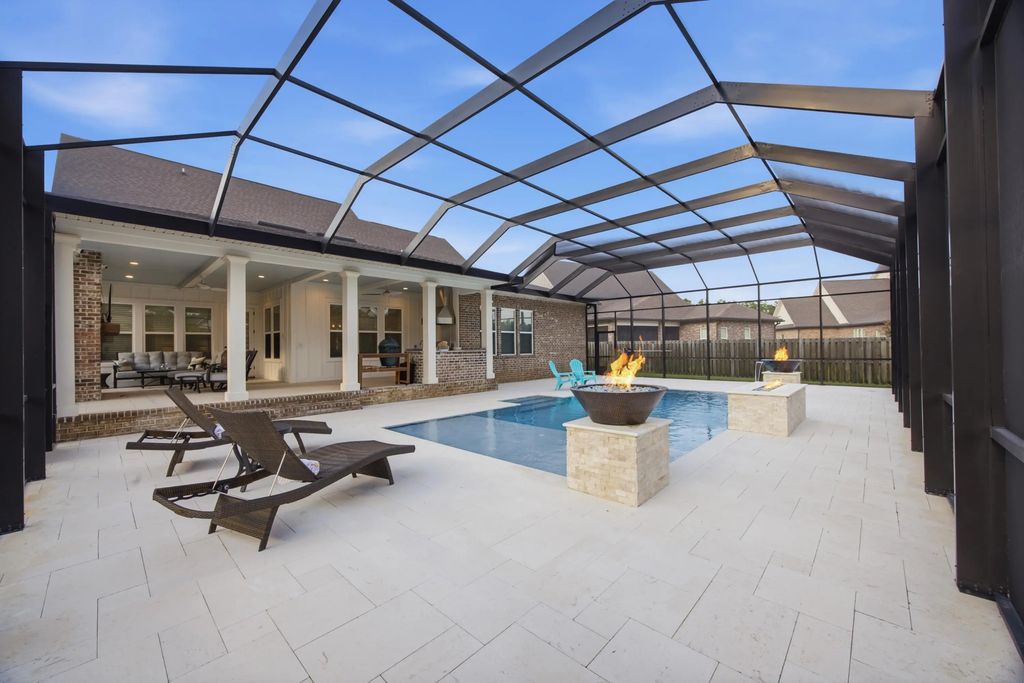 97 of 160 - 121 Revana Way, Freeport, FL