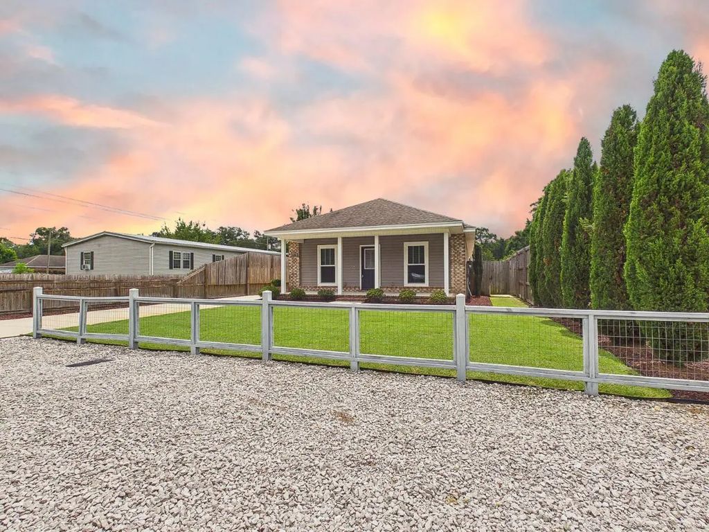 4606 Range Road, Niceville
