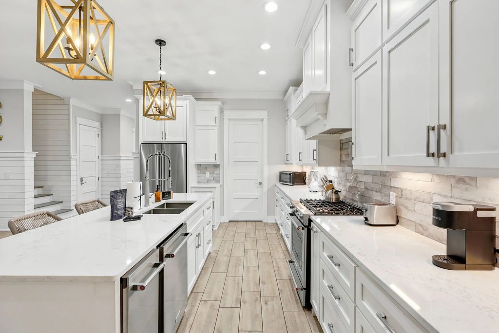 13 of 66 - 322 E Lakeshore Drive, Panama City Beach, FL