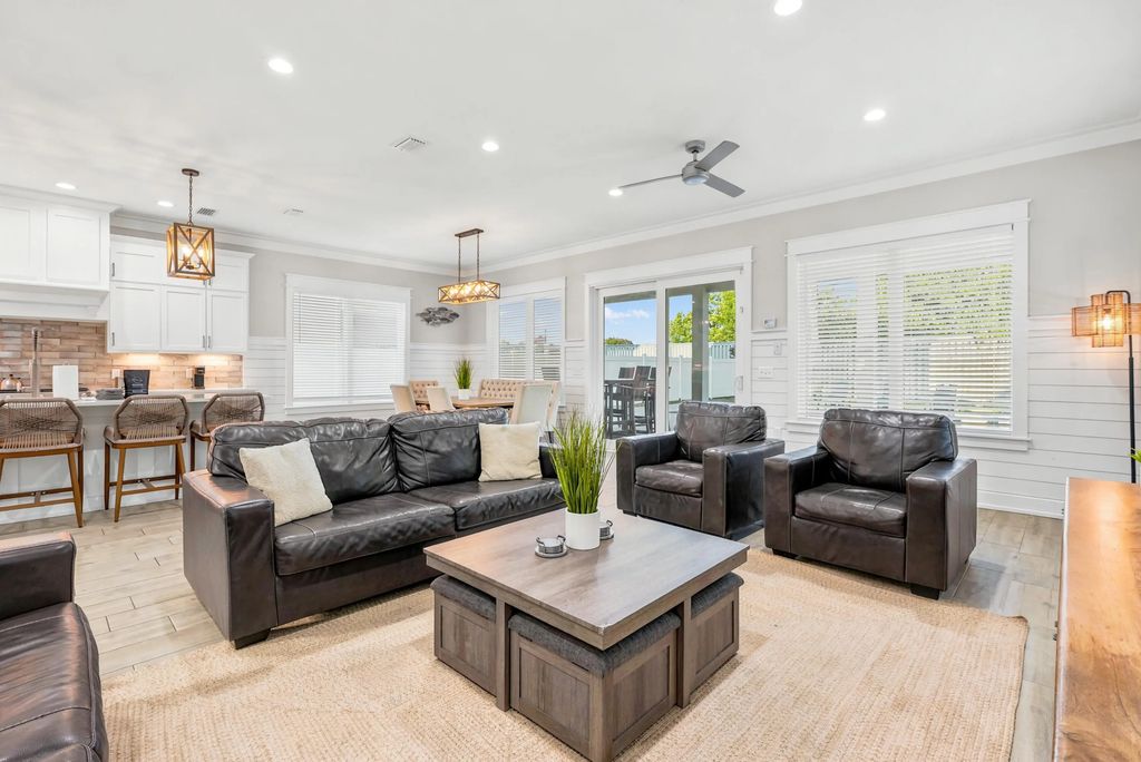 19 of 66 - 322 E Lakeshore Drive, Panama City Beach, FL