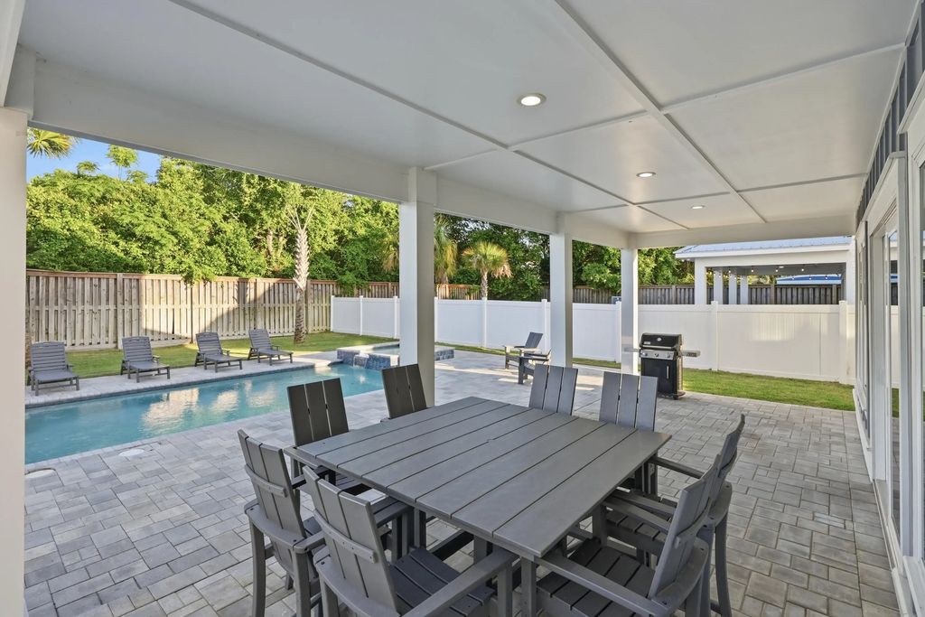 24 of 66 - 322 E Lakeshore Drive, Panama City Beach, FL