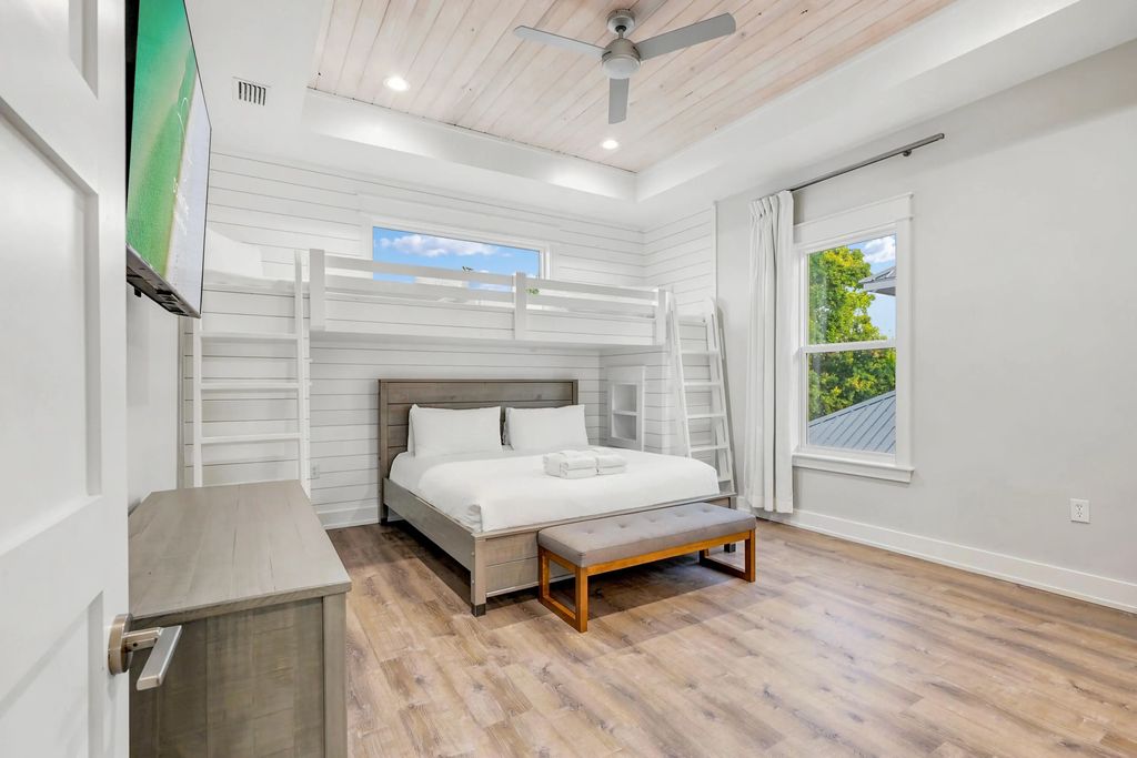45 of 66 - 322 E Lakeshore Drive, Panama City Beach, FL