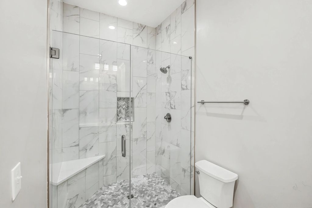49 of 66 - 322 E Lakeshore Drive, Panama City Beach, FL