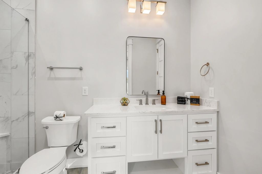 8 of 66 - 322 E Lakeshore Drive, Panama City Beach, FL