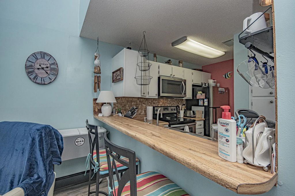 18 of 90 - 8730 Thomas Drive Unit 314, Panama City Beach, FL