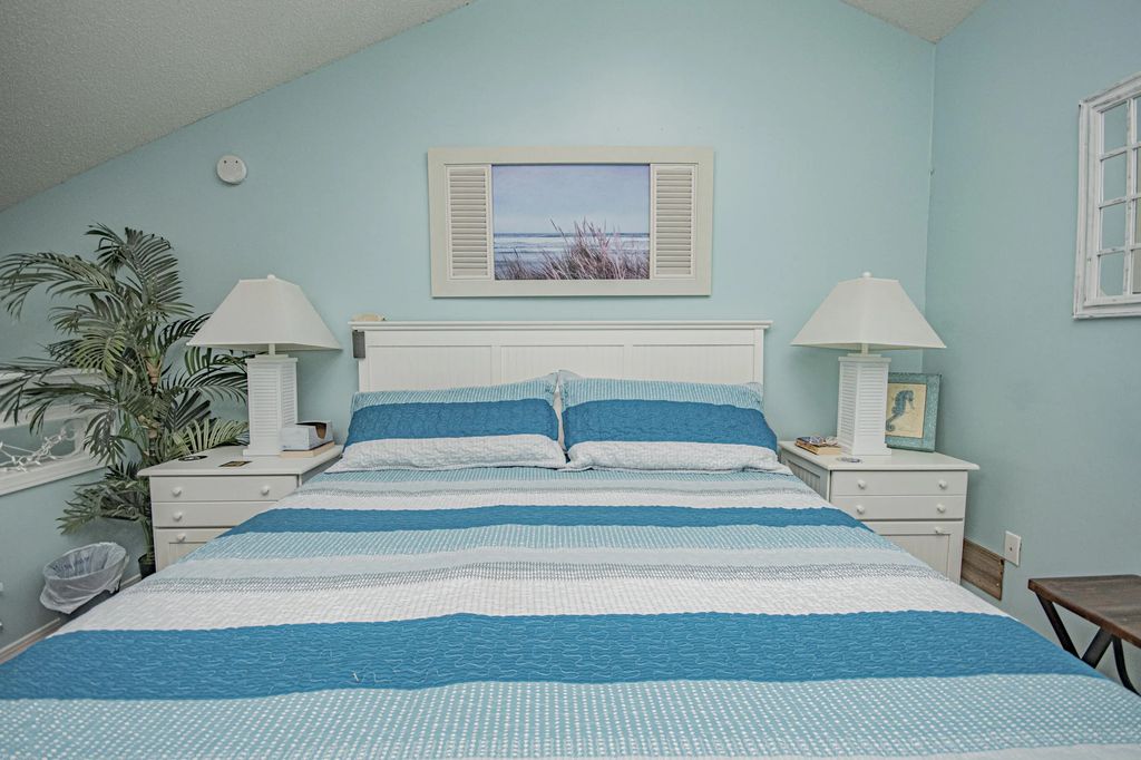 31 of 90 - 8730 Thomas Drive Unit 314, Panama City Beach, FL