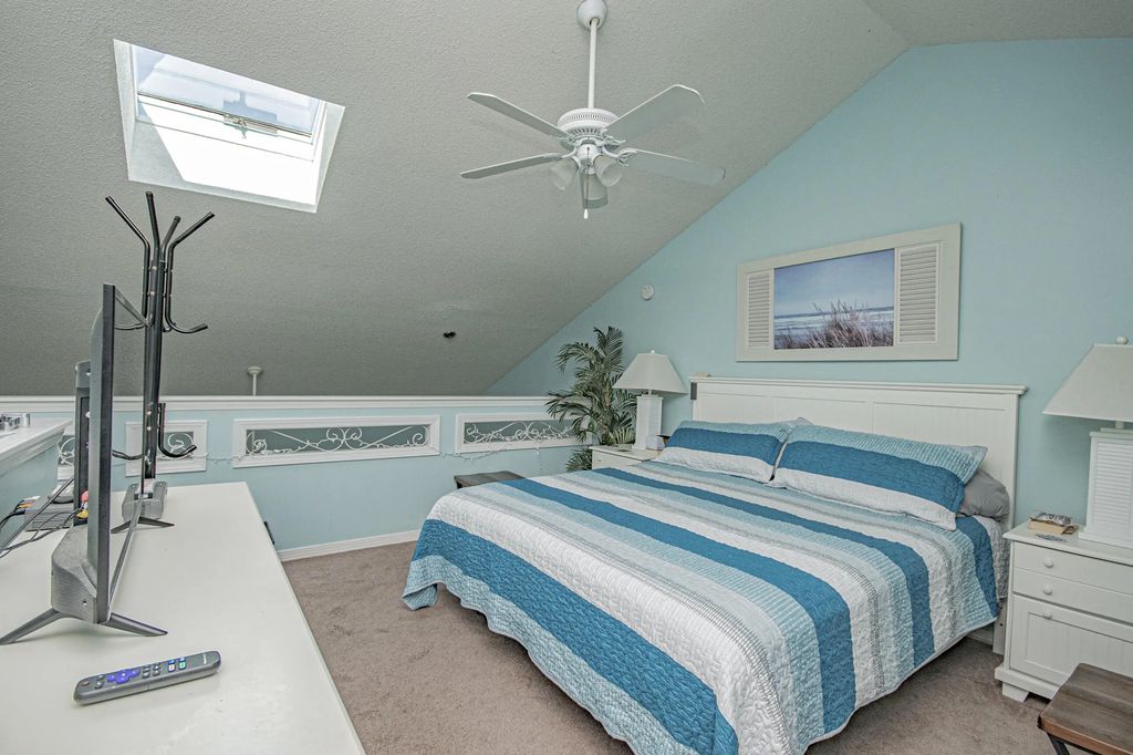 32 of 90 - 8730 Thomas Drive Unit 314, Panama City Beach, FL