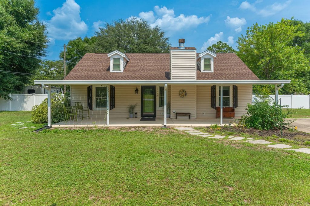 104 Stephens Lane, Crestview