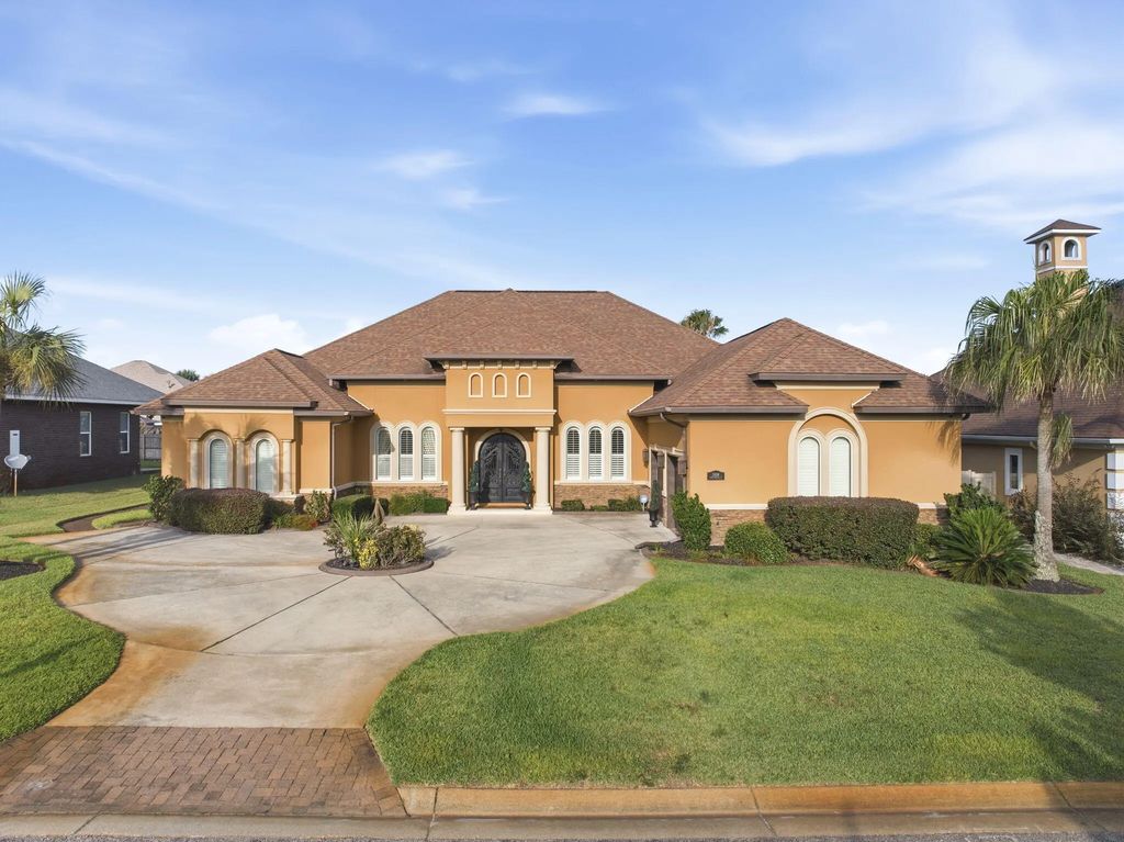 2008 Fontainebleau Court, Navarre