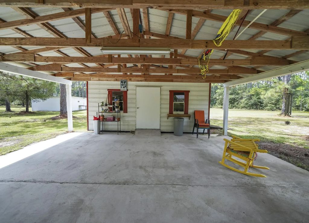 17 of 47 - 14034 N 331 Business, Freeport, FL