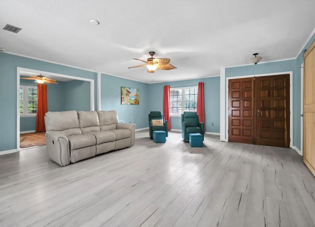 36 of 47 - 14034 N 331 Business, Freeport, FL