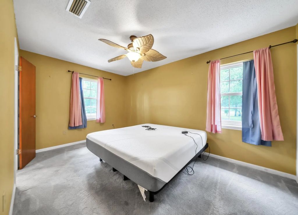 44 of 47 - 14034 N 331 Business, Freeport, FL
