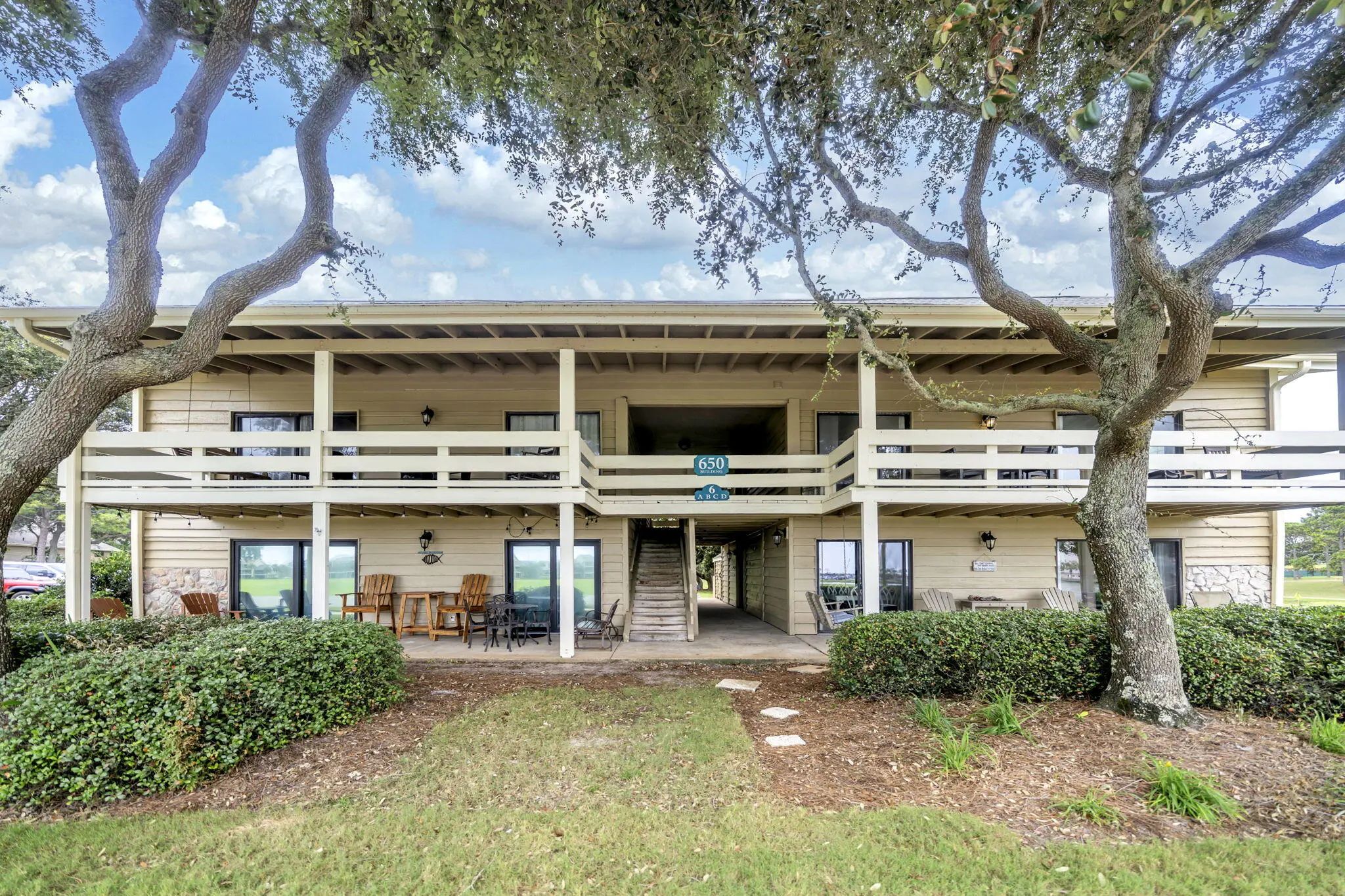 Photo of Listing #1008893